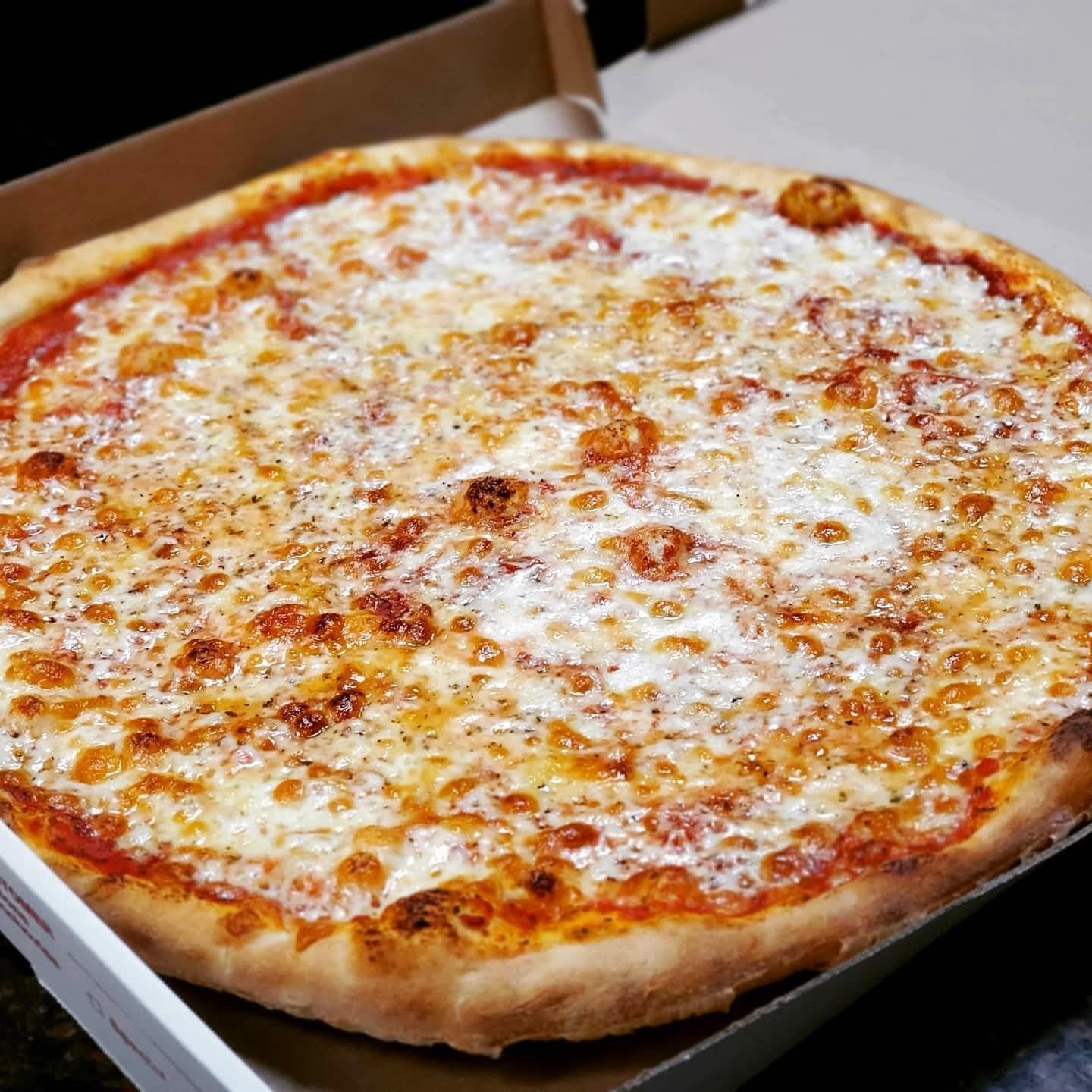 Plain Cheese Pie (Personal 10" (Serves 1-2 People)).